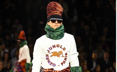 image: H&M samarbeider med fransk motehus: - Tiger på syretripp i neondans